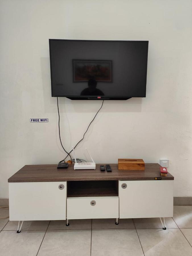 Ngabean Adiputra Guesthouse 2 By Homiq מראה חיצוני תמונה