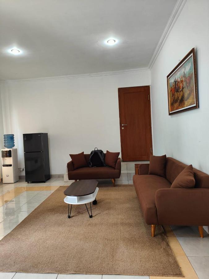 Ngabean Adiputra Guesthouse 2 By Homiq מראה חיצוני תמונה