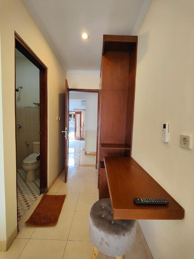 Ngabean Adiputra Guesthouse 2 By Homiq מראה חיצוני תמונה