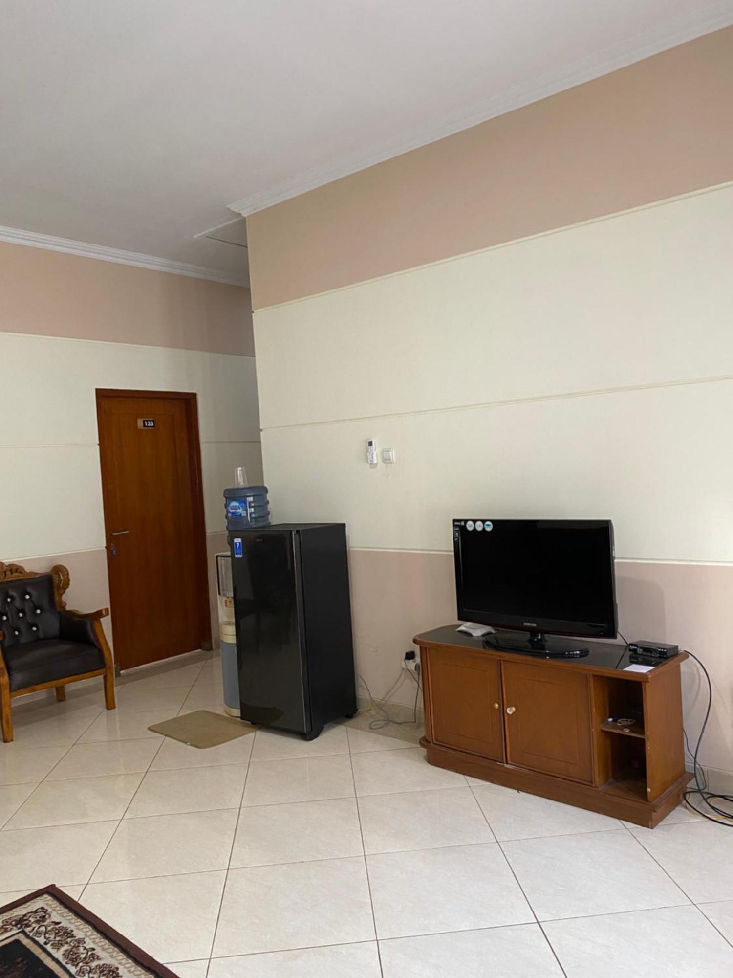 Ngabean Adiputra Guesthouse 2 By Homiq מראה חיצוני תמונה